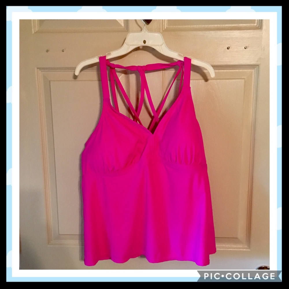 🌸Women’s Plus size tankini top🌸